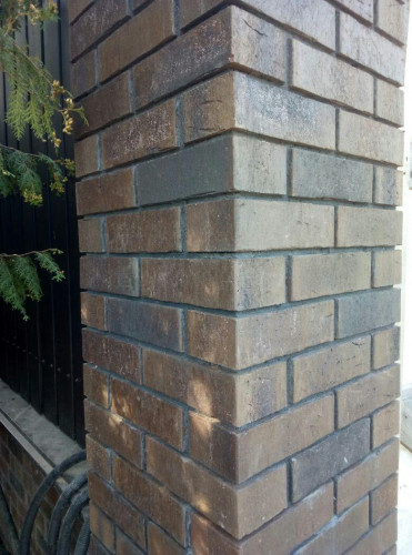 Клинкерный кирпич ручной формовки FELDHAUS KLINKER K745NF Vascu Geo Venito